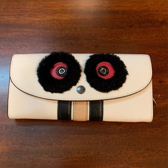 Coach very RARE limited edition wallet Gently used condition pre beloved - Picture 1 of 4